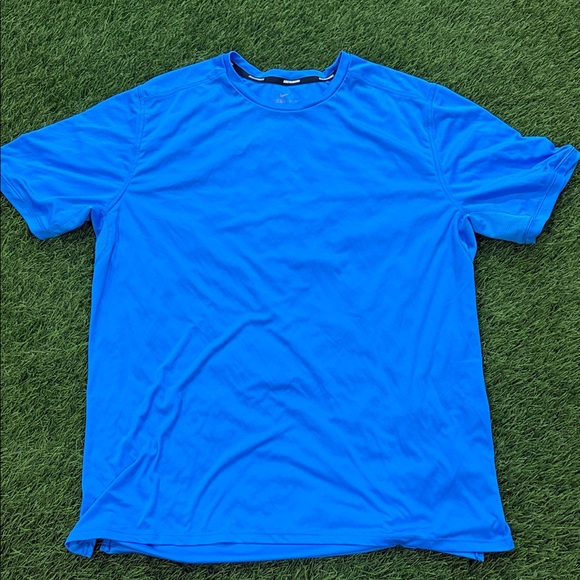 Men’s Nike Dri-Fit Running Tshirt - Picture 1 of 3